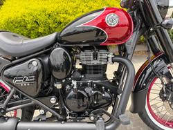 2026 Royal Enfield CLASSIC 350 DARK