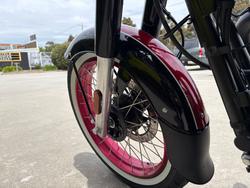 2026 Royal Enfield CLASSIC 350 DARK