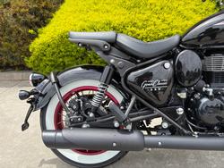 2026 Royal Enfield CLASSIC 350 DARK