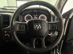 2018 RAM 1500 Express DS MY18 4X4 Dual Range Bright Silver