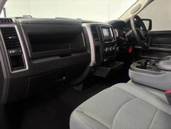 2018 RAM 1500 Express DS MY18 4X4 Dual Range Bright Silver