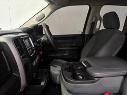 2018 RAM 1500 Express DS MY18 4X4 Dual Range Bright Silver