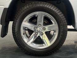 2018 RAM 1500 Express DS MY18 4X4 Dual Range Bright Silver