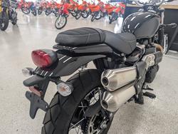 2025 Triumph SCRAMBLER 900 Black