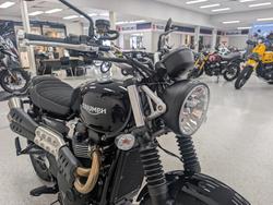 2025 Triumph SCRAMBLER 900 Black