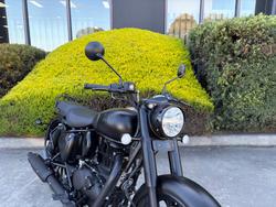 2025 Royal Enfield CLASSIC 350 DARK