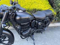 2025 Royal Enfield CLASSIC 350 DARK