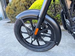 2025 Royal Enfield CLASSIC 350 DARK