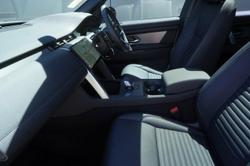 2024 Land Rover Discovery Sport P300e Dynamic SE