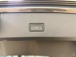 2025 Volkswagen T-Roc 140TSI R-Line