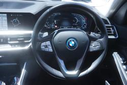 2021 BMW 3 Series 330e Luxury Line
