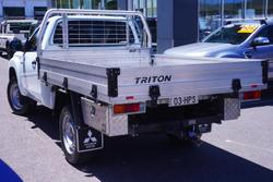 2021 Mitsubishi Triton GLX