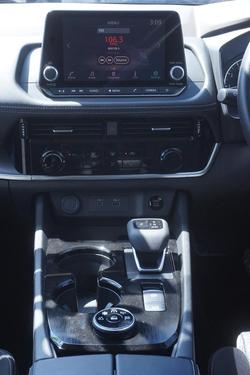 2025 Nissan X-TRAIL ST