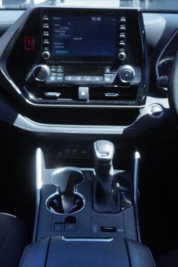 2021 Toyota Kluger GX