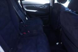 2017 Nissan X-TRAIL TS