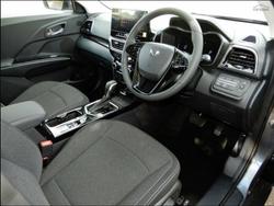 2025 Mahindra XUV3XO AX5L