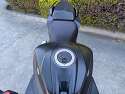 2024 Suzuki GIXXER SF