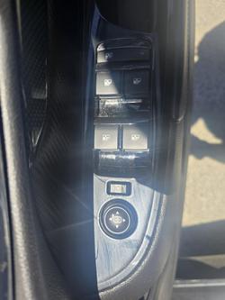 2016 Holden Commodore SV6 Black