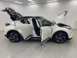 2017 Toyota C-HR Koba NGX50R AWD Crystal Pearl with Black Roof