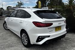 2022 Kia Cerato S