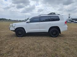 2017 Toyota Landcruiser VX