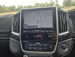 2017 Toyota Landcruiser VX