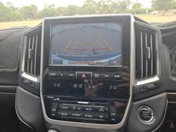 2017 Toyota Landcruiser VX