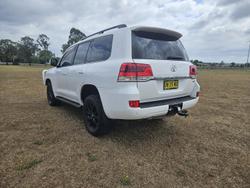 2017 Toyota Landcruiser VX