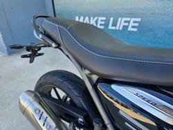 2025 Triumph SPEED 400 Black