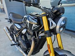 2025 Triumph SPEED 400 Black