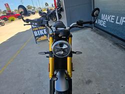 2025 Triumph SPEED 400 Black