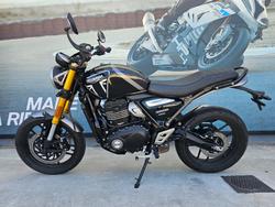 2025 Triumph SPEED 400 Black