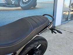 2025 Triumph SPEED 400 Black