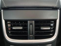 2025 Subaru Outback AWD Touring XT