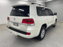 2019 Toyota Landcruiser Sahara VDJ200R 4X4 Dual Range Crystal Pearl