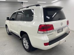 2019 Toyota Landcruiser Sahara VDJ200R 4X4 Dual Range Crystal Pearl