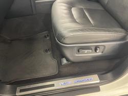 2019 Toyota Landcruiser Sahara VDJ200R 4X4 Dual Range Crystal Pearl