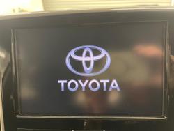 2019 Toyota Landcruiser Sahara VDJ200R 4X4 Dual Range Crystal Pearl