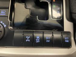 2019 Toyota Landcruiser Sahara VDJ200R 4X4 Dual Range Crystal Pearl