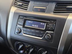 2019 Nissan Navara RX