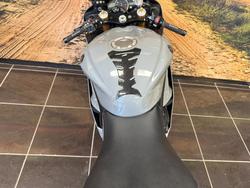 2008 Yamaha YZF-R6 BLUE