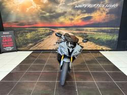 2008 Yamaha YZF-R6 BLUE