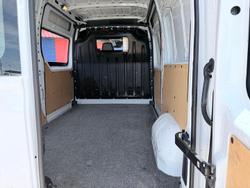 2019 Renault Master X62 Mineral White