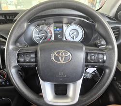 2021 Toyota Hilux SR