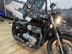 2019 Triumph BONNEVILLE BOBBER Black