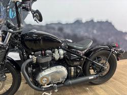 2019 Triumph BONNEVILLE BOBBER Black