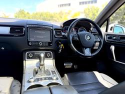2016 Volkswagen Touareg V8 TDI R-Line 7P MY16 Four Wheel Drive Pure White