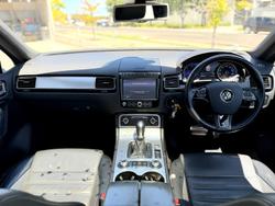 2016 Volkswagen Touareg V8 TDI R-Line 7P MY16 Four Wheel Drive Pure White
