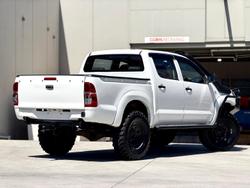 2005 Toyota Hilux SR KUN26R MY05 4X4 Glacier White