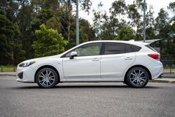 2017 Subaru Impreza 2.0i